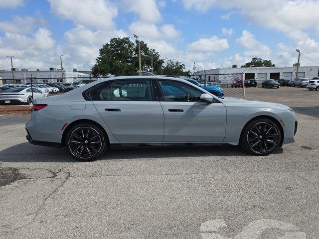 new 2025 BMW 760 car, priced at $132,125