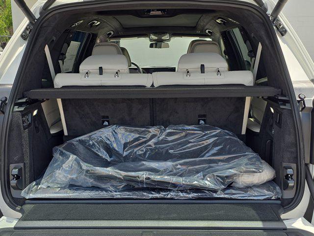 new 2026 BMW X7 car, priced at $121,785