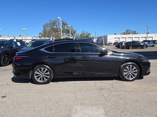 used 2021 Lexus ES 350 car, priced at $27,895