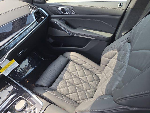 new 2026 BMW X7 car, priced at $96,335
