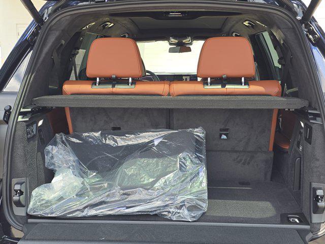 new 2026 BMW X7 car, priced at $104,525