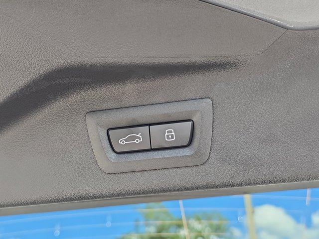 new 2026 BMW X7 car, priced at $89,175