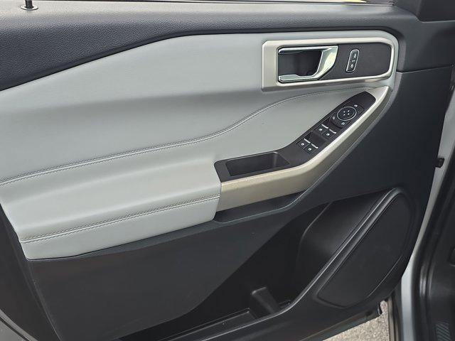 used 2022 Ford Explorer car, priced at $27,183