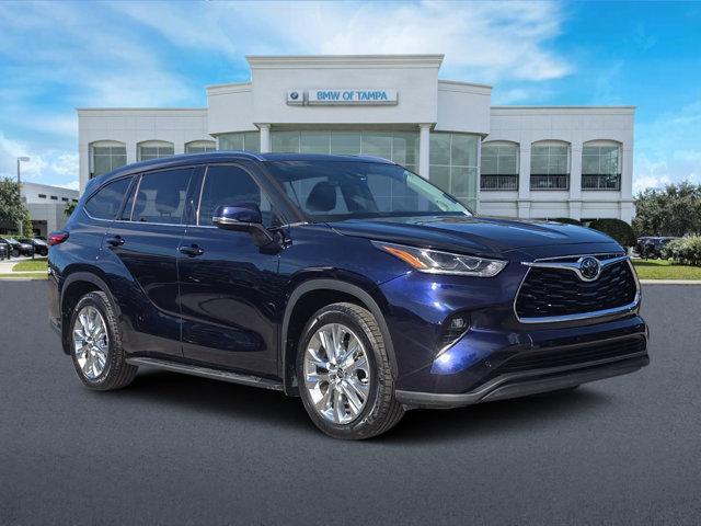 used 2020 Toyota Highlander car, priced at $29,288