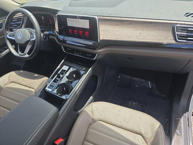 used 2025 Volkswagen Atlas car, priced at $44,987