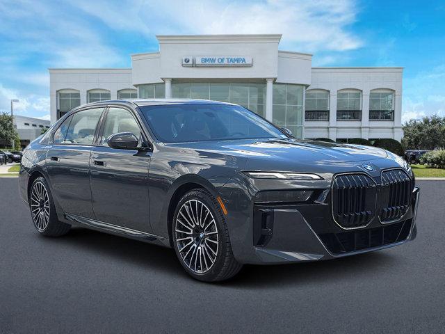 new 2025 BMW 760 car, priced at $131,685