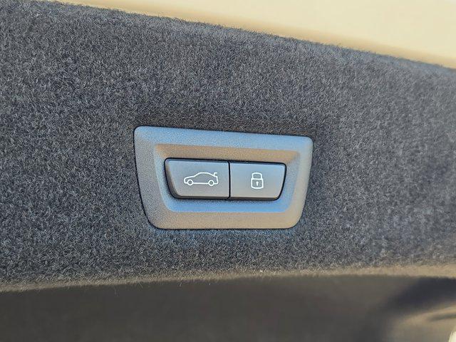 new 2026 BMW i7 car, priced at $116,925