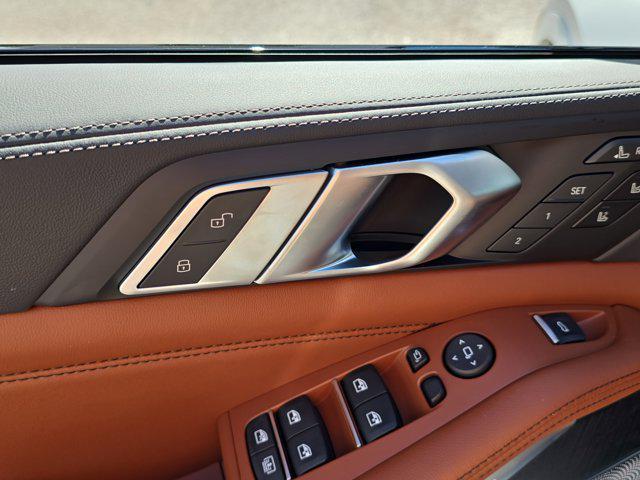new 2026 BMW ALPINA XB7 car, priced at $163,475