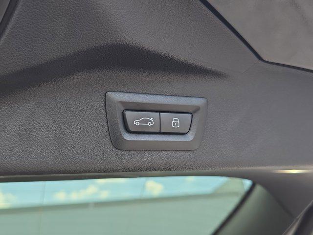 new 2026 BMW X7 car, priced at $123,635