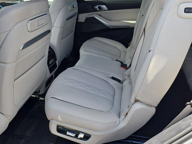 new 2026 BMW X7 car, priced at $102,125