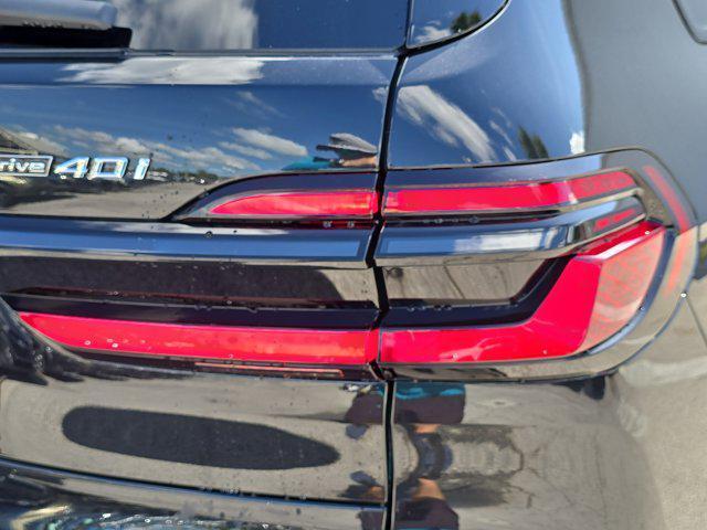 new 2026 BMW X7 car, priced at $92,325