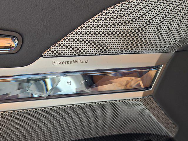 new 2025 BMW 740 car, priced at $101,525