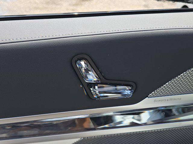 new 2025 BMW 740 car, priced at $104,485