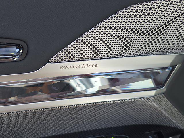 new 2025 BMW 740 car, priced at $104,485