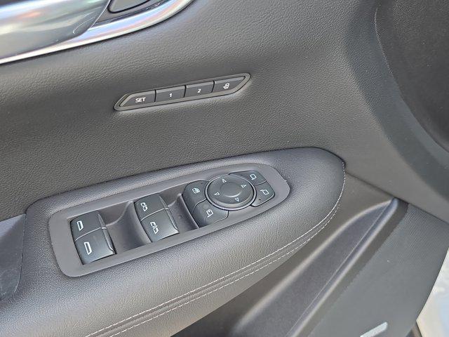 used 2022 Cadillac XT5 car, priced at $27,999