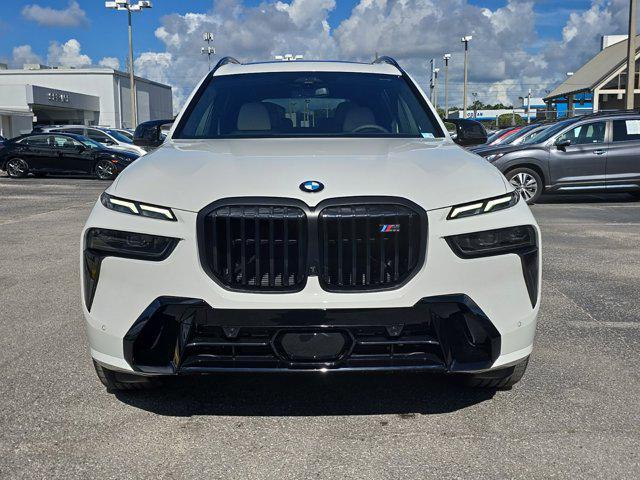 new 2025 BMW X7 car, priced at $120,400