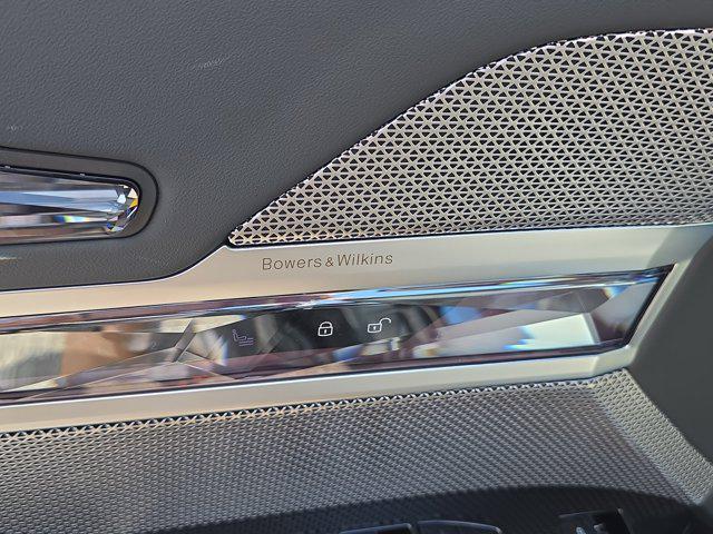 new 2025 BMW 740 car, priced at $104,485
