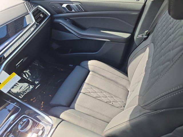 new 2026 BMW X7 car, priced at $119,575
