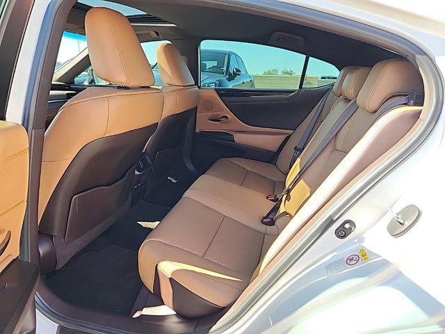 used 2019 Lexus ES 350 car, priced at $30,000