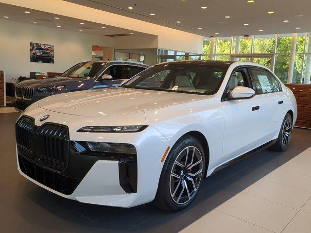 new 2024 BMW 760 car, priced at $133,495