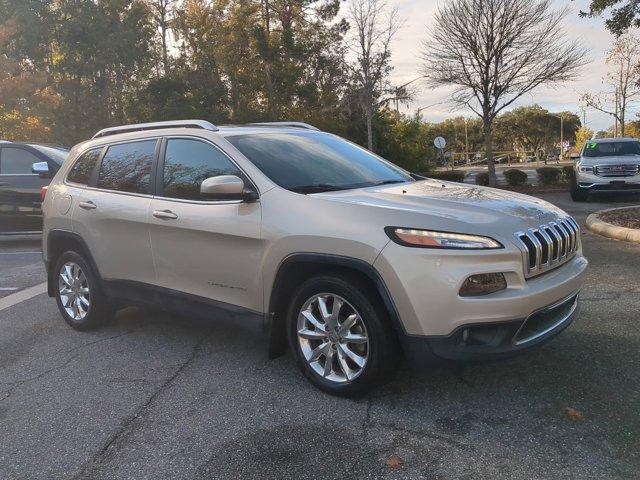 used 2015 Jeep Cherokee car, priced at $12,999