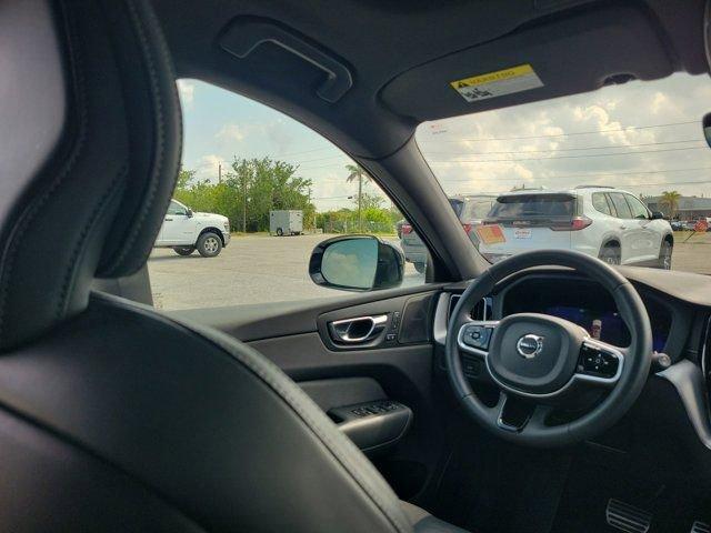 used 2022 Volvo XC60 car, priced at $39,287