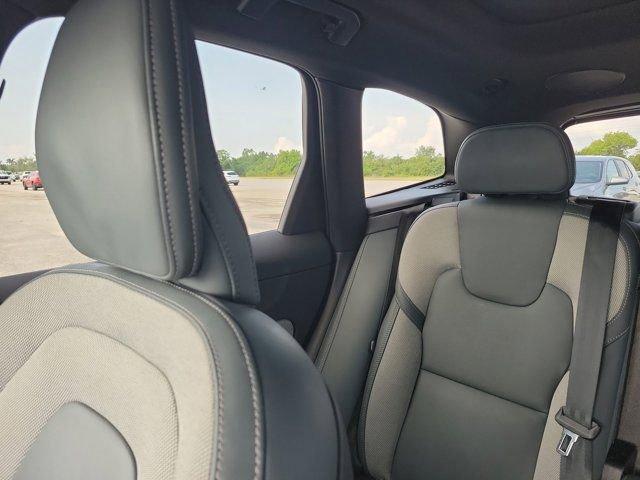 used 2022 Volvo XC60 car, priced at $39,287