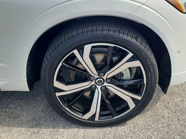 used 2022 Volvo XC60 car, priced at $39,287