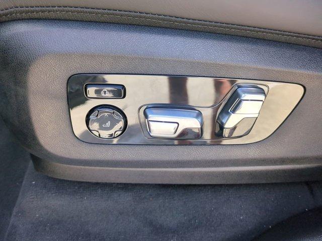 new 2026 BMW X7 car, priced at $128,325