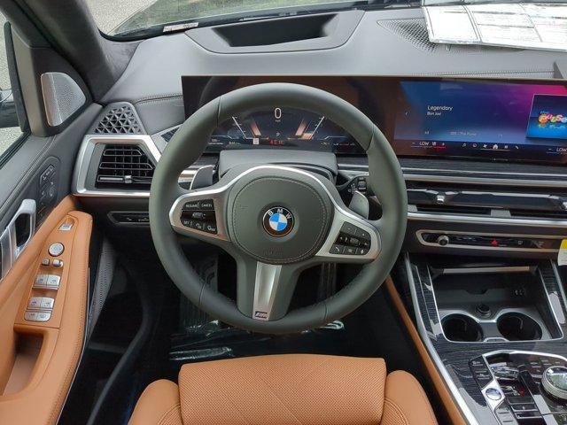 new 2025 BMW X7 car, priced at $101,260