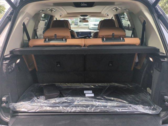 new 2026 BMW X7 car, priced at $102,645