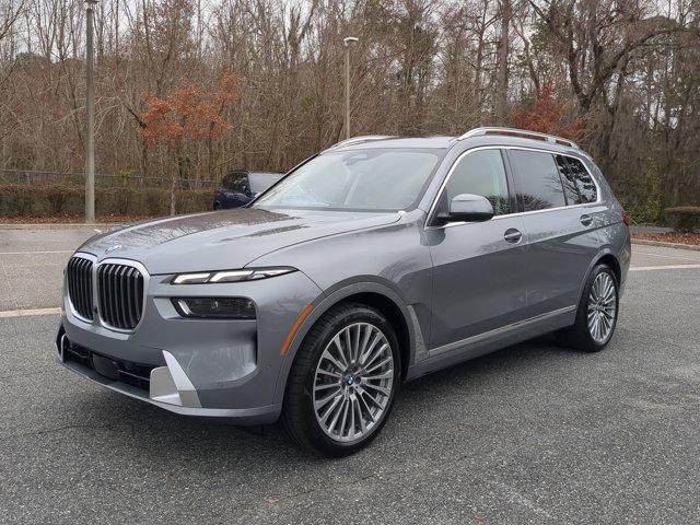 new 2025 BMW X7 car, priced at $95,300