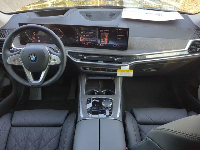 used 2025 BMW X7 car