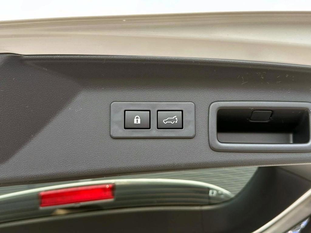 new 2025 Subaru Forester Hybrid car, priced at $39,278
