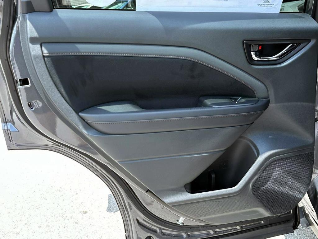 new 2025 Subaru Forester car, priced at $44,188