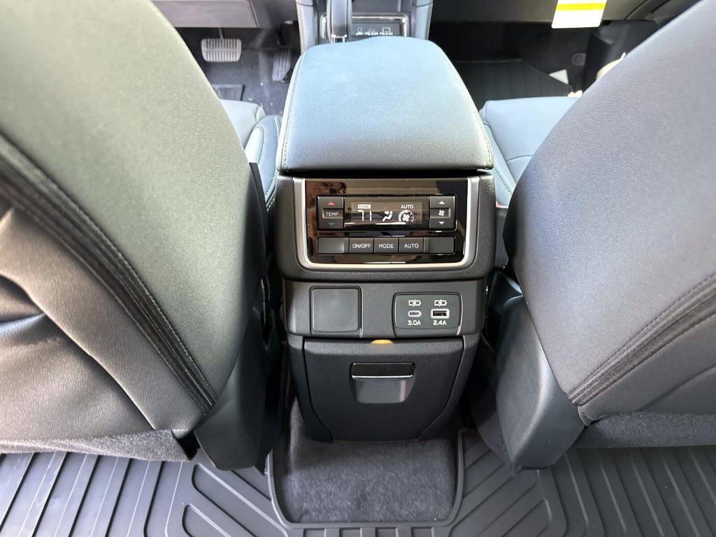 new 2025 Subaru Ascent car, priced at $46,373