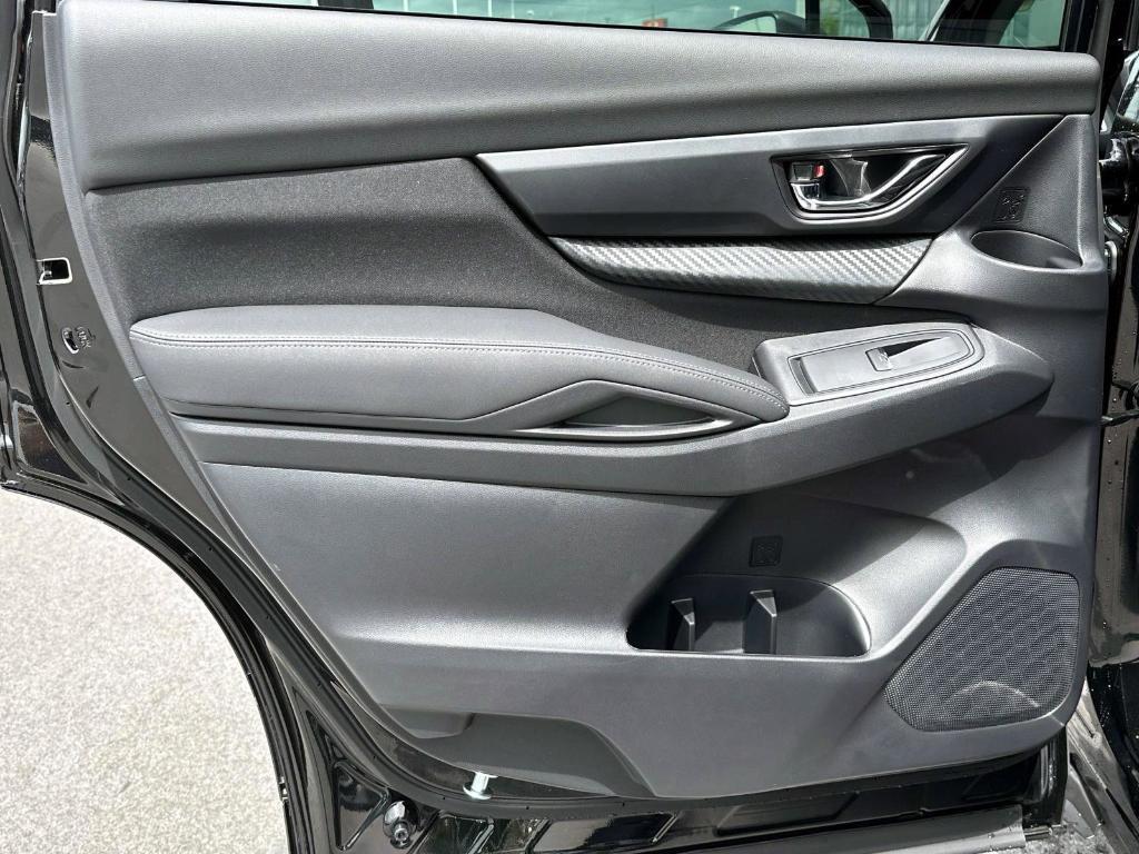 new 2025 Subaru Ascent car, priced at $41,561