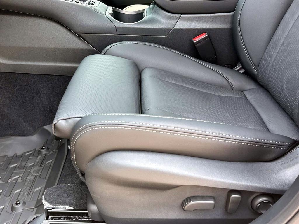 new 2025 Subaru Legacy car, priced at $38,268
