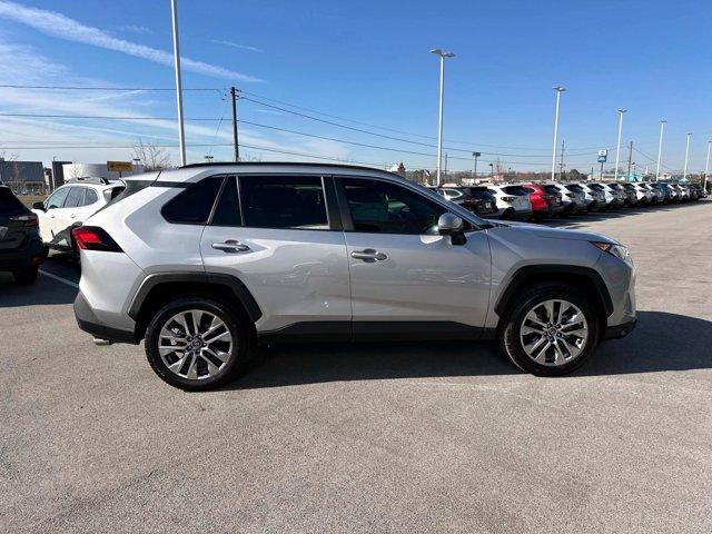 used 2020 Toyota RAV4 car, priced at $22,980