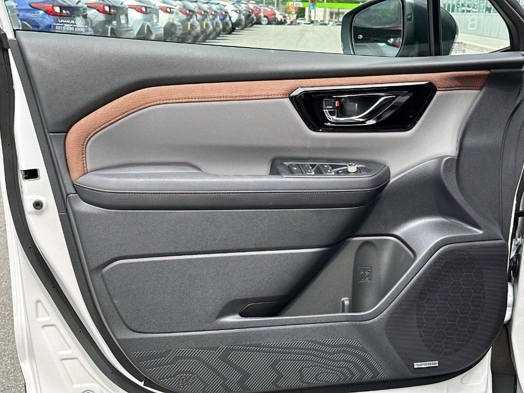 new 2025 Subaru Forester car, priced at $40,401