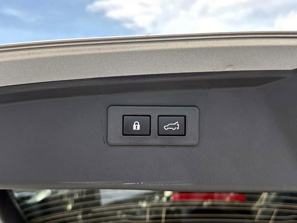 new 2025 Subaru Outback car, priced at $35,298