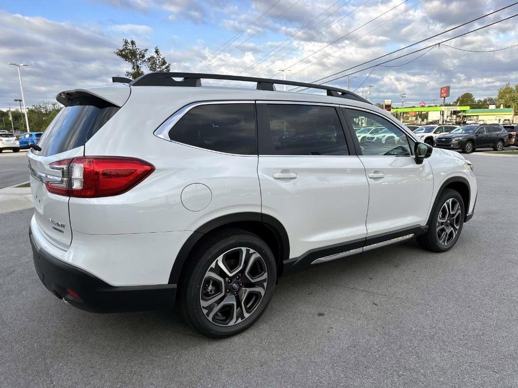 new 2025 Subaru Ascent car, priced at $50,319