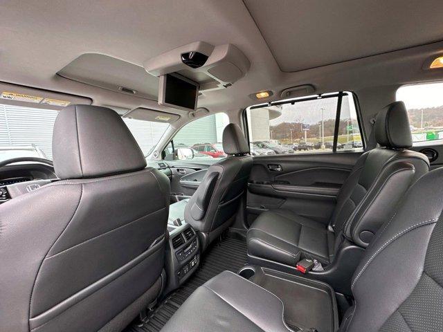 used 2022 Honda Pilot car, priced at $35,980