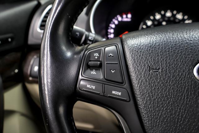 used 2014 Kia Sorento car, priced at $7,991