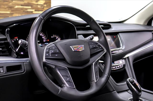used 2017 Cadillac XT5 car, priced at $12,991