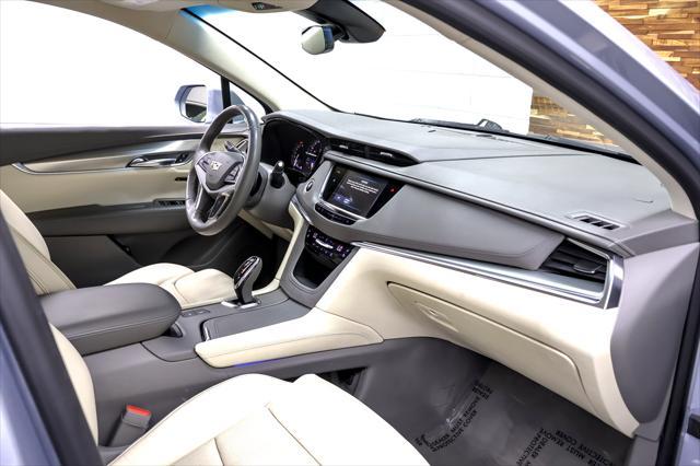 used 2017 Cadillac XT5 car, priced at $16,991