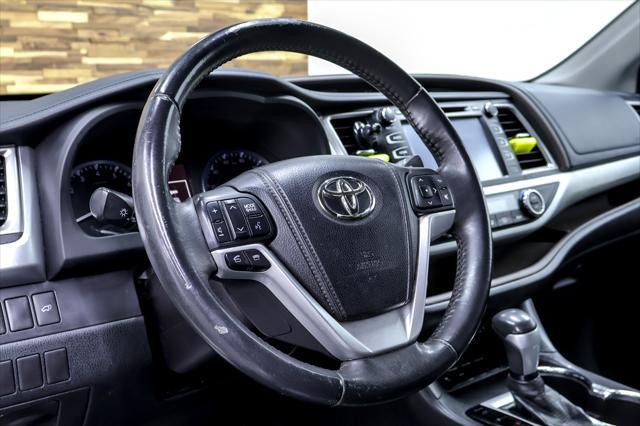 used 2014 Toyota Highlander car, priced at $19,992