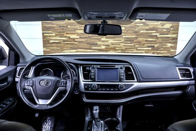 used 2014 Toyota Highlander car, priced at $19,992