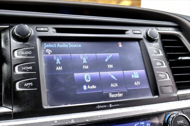 used 2014 Toyota Highlander car, priced at $19,992
