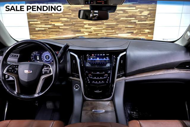 used 2019 Cadillac Escalade ESV car, priced at $36,791